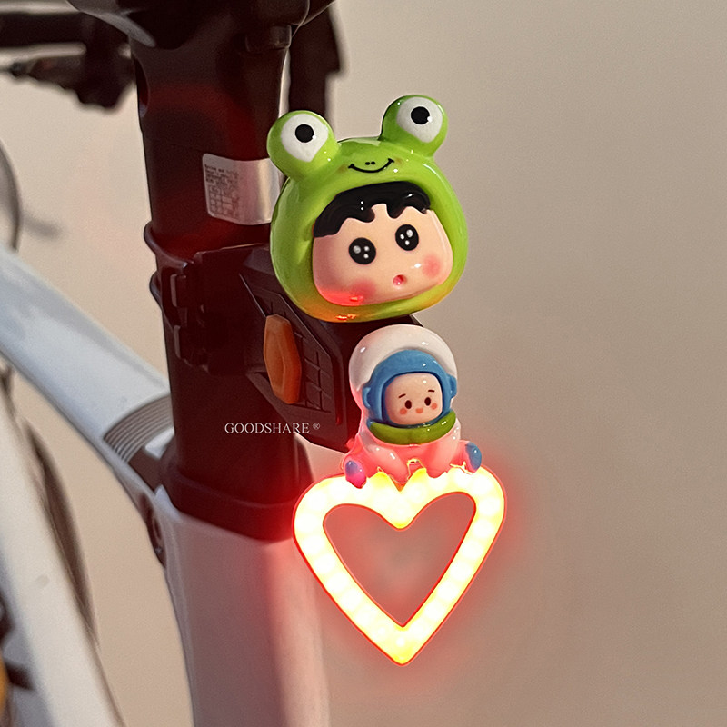 かわいいしんちゃん自転車リアライト COB フラッシュ警告ラ - Mountain Biking Lights のレビューと価格