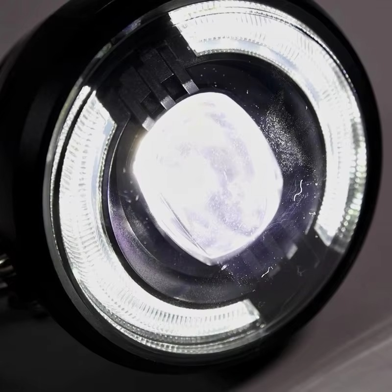 電動自転車用フロントスポットライト1個入り、ハイランニングラ - Mountain Biking Lights のレビューと価格